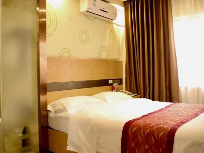 Greentree Inn Zhejiang Ningbo South Railway Station Express Hotel Exterior foto
